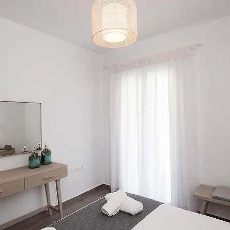 70 Steps Super Paradise Mykonos 수퍼 파라다이스 비치