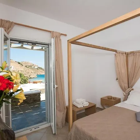 70 Steps Super Paradise Mykonos 수퍼 파라다이스 비치