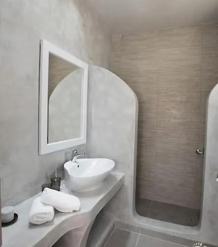 70 Steps Mykonos Παραλία Super Paradise