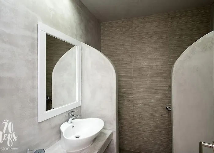 70 Steps Mykonos * Παραλία Super Paradise